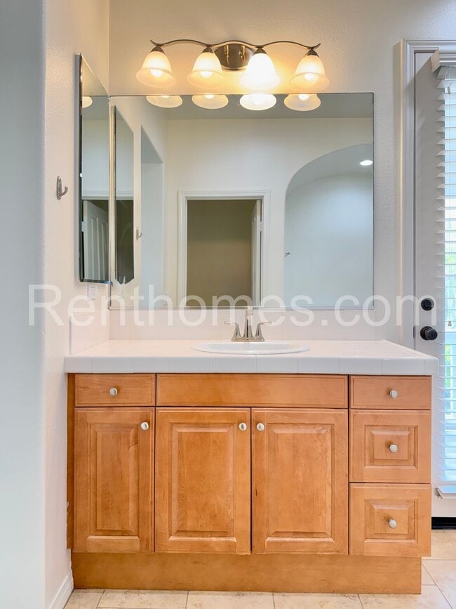 Building Photo - 13470 Moonflower Meadows Trail
