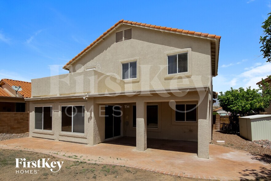 Building Photo - 12183 N New Dawn Ave