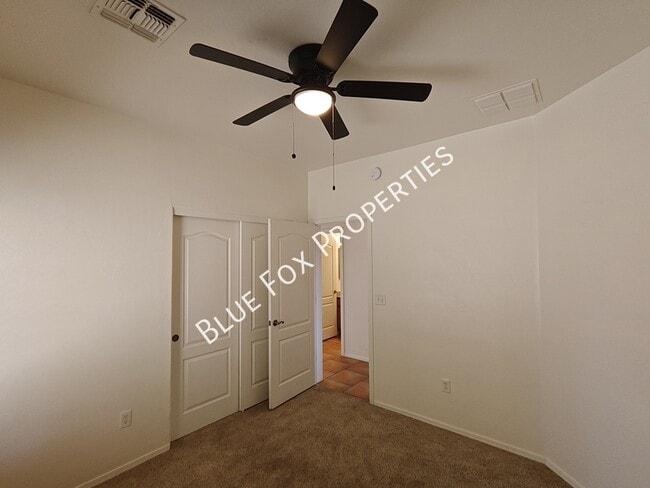 Building Photo - 5322 W Olivine Dr