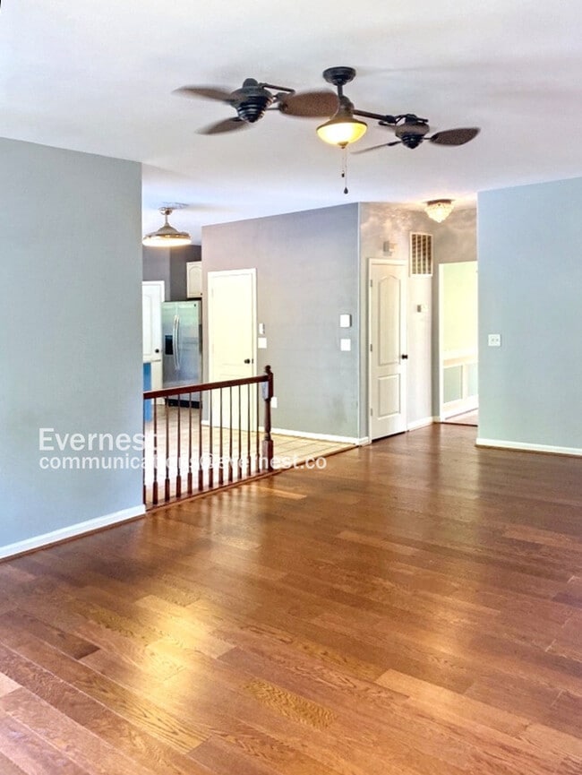 Building Photo - 1008 Black Oak Ct