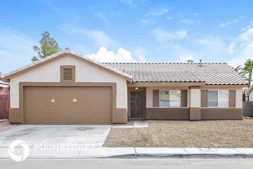Building Photo - 5324 N Padero Dr
