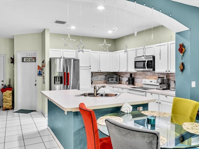 Building Photo - 9695 Porta Leona Ln