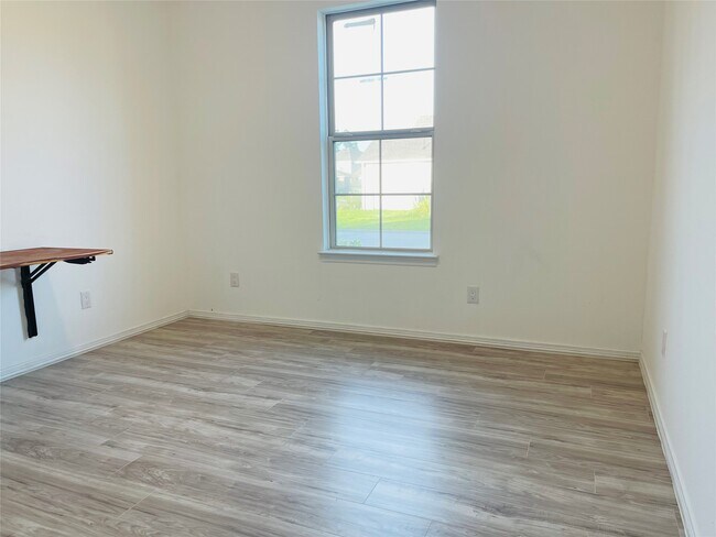 Building Photo - 14512 Jelly Pnes Dr
