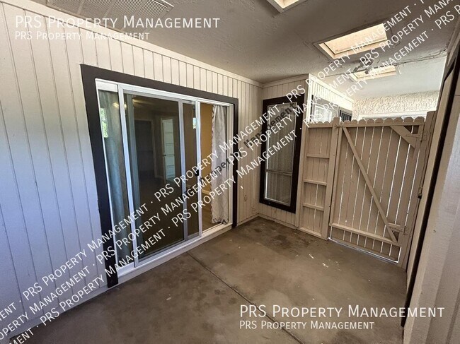 Building Photo - 195 N Cottonwood St