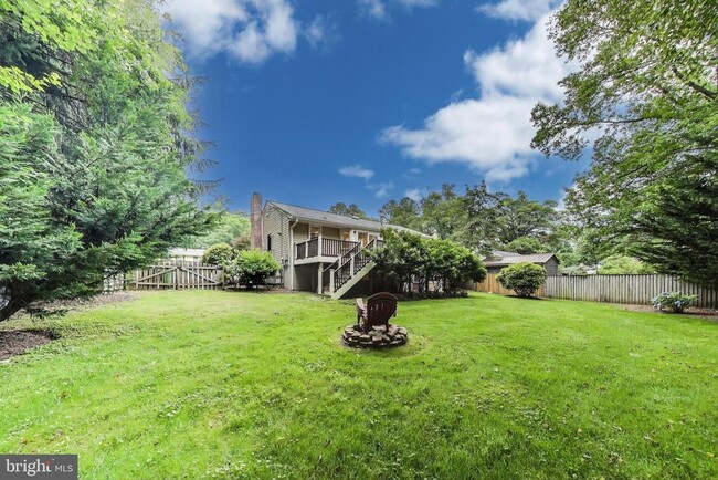 Building Photo - 6107 Parkway Dr