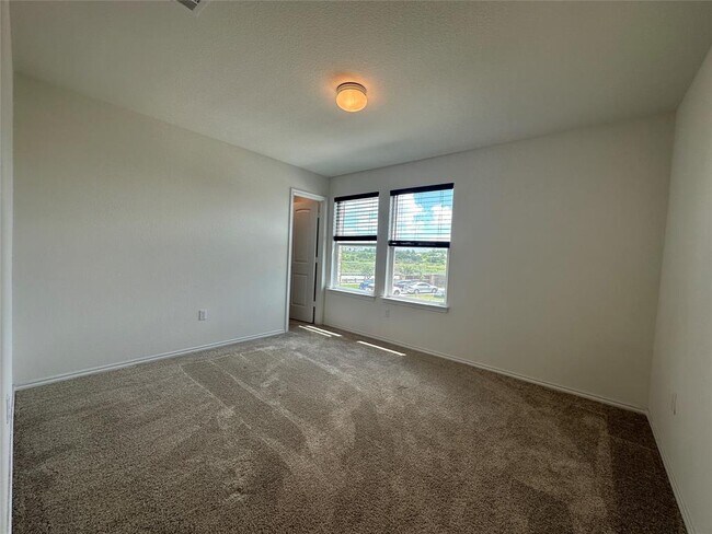 Building Photo - 14302 Honey Gem Dr