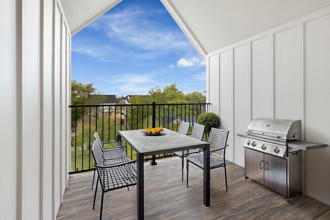 Building Photo - 226 Richards St