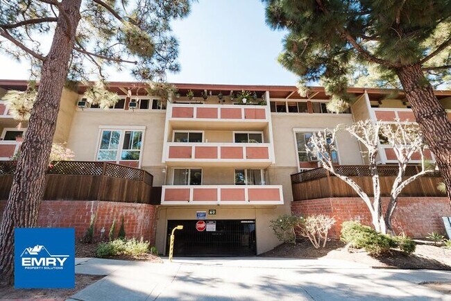 Building Photo - Beautiful 2 Bedroom, 2 Bathroom Condo In C...