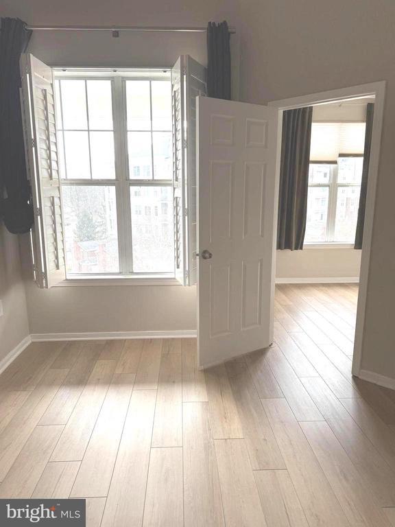 Building Photo - 1641 International Dr