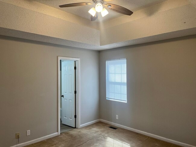 Building Photo - 1239 Santa Fe Trail