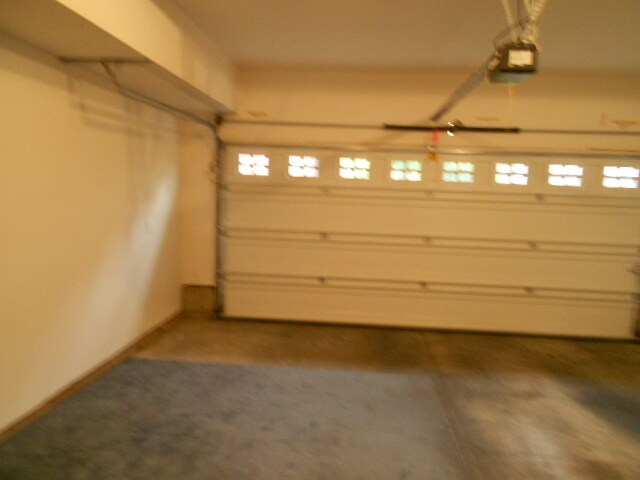 Building Photo - 15827 SW Century Dr