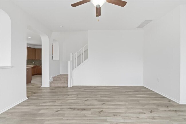 Building Photo - 11200 Drumellan St