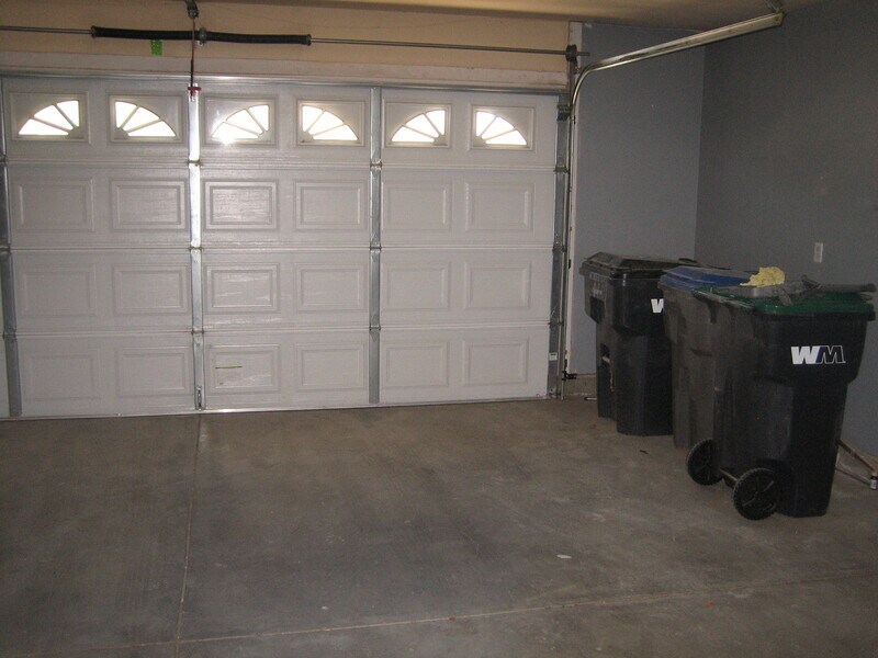 Building Photo - 36764 Dove Springs Dr