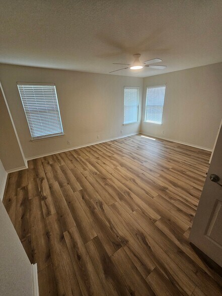 Building Photo - 6114 Pecan Tree