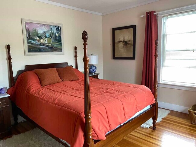 Building Photo - 85 Briggs St