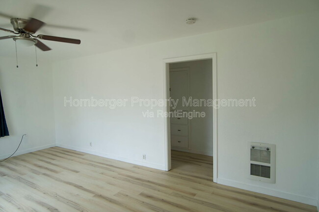Building Photo - 2816 E Everett Ave
