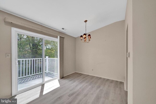 Building Photo - 306B Mulberry Cove