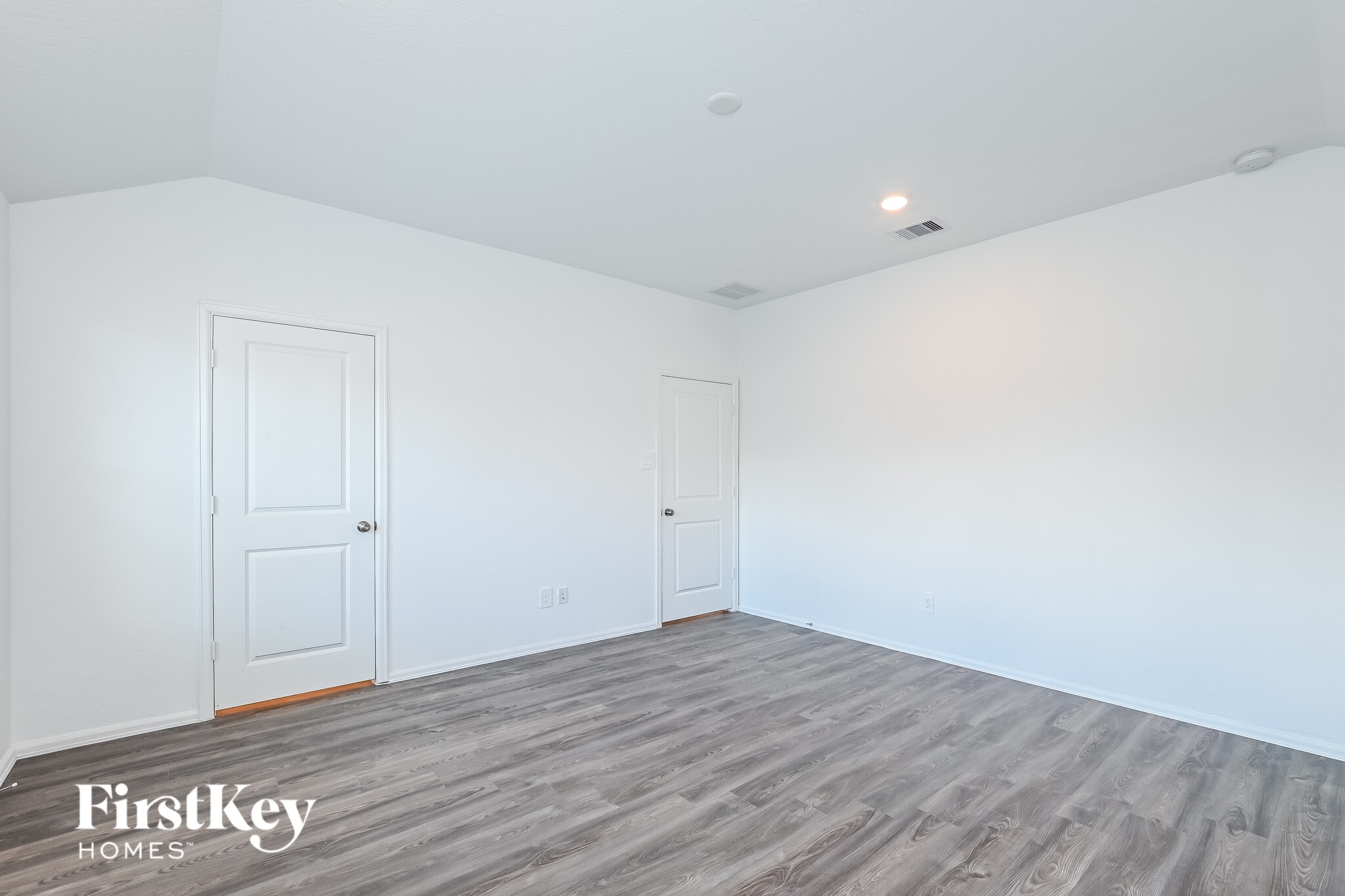 Building Photo - 18442 Summit Ranch Dr