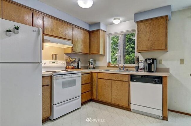 Building Photo - 5175