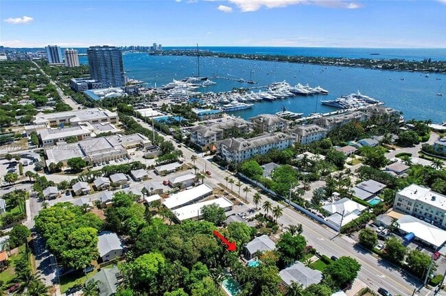 Building Photo - 3713 N Flagler Dr