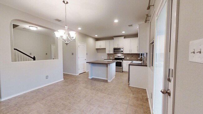 Building Photo - 2915 Thunder Gulch