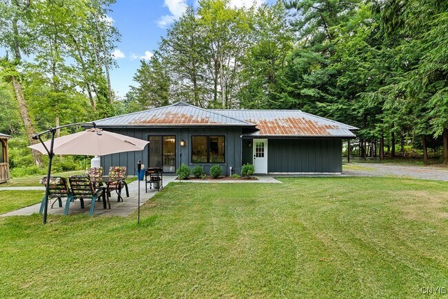 Building Photo - 7643 Mill Rd