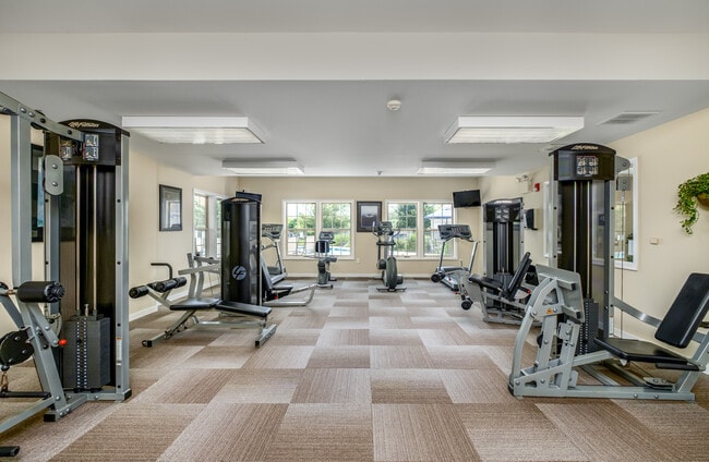 Building Photo - 130 Timber Dr