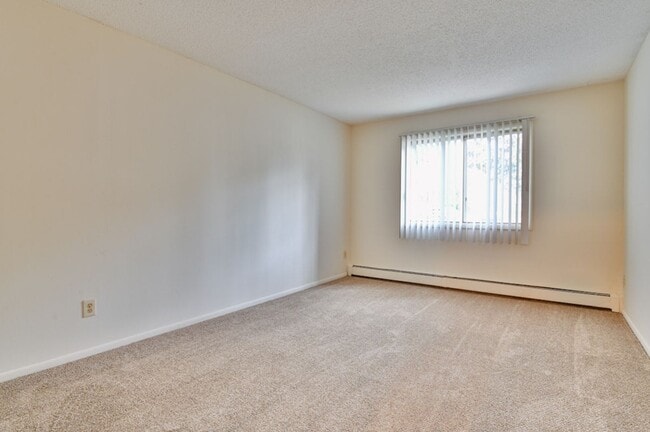 Building Photo - 6800- 6810 63rd Avenue
