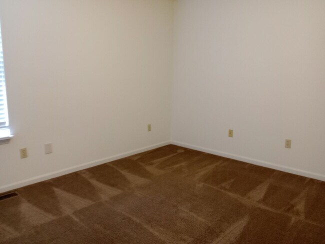 Building Photo - 4414-4416 Cheryl Ct.