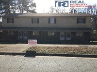 Building Photo - 8905 Morris Manor Dr