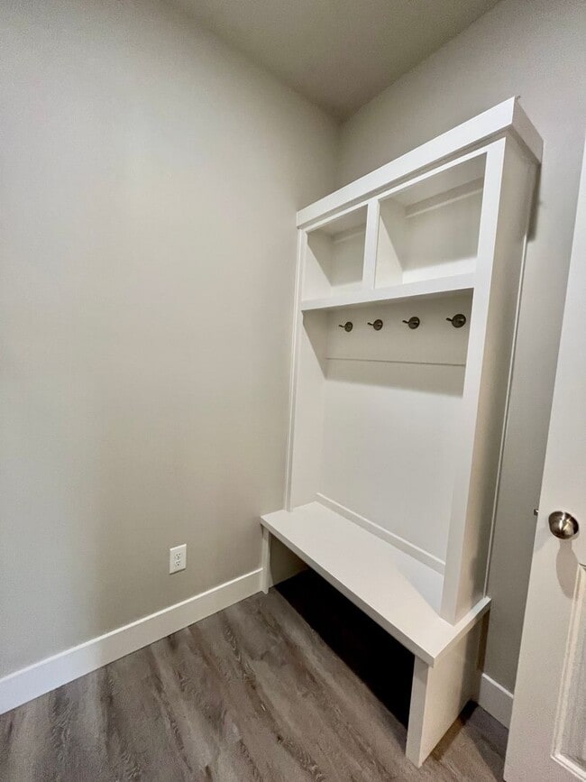 Building Photo - 4bed 2 bath - Frenship ISD