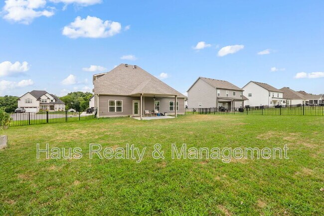 Building Photo - 433 Crestwicke Ct