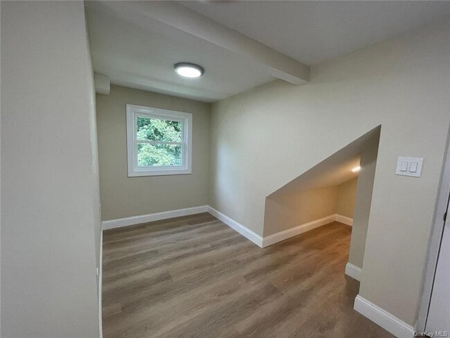 Building Photo - 17 Catskill Ave