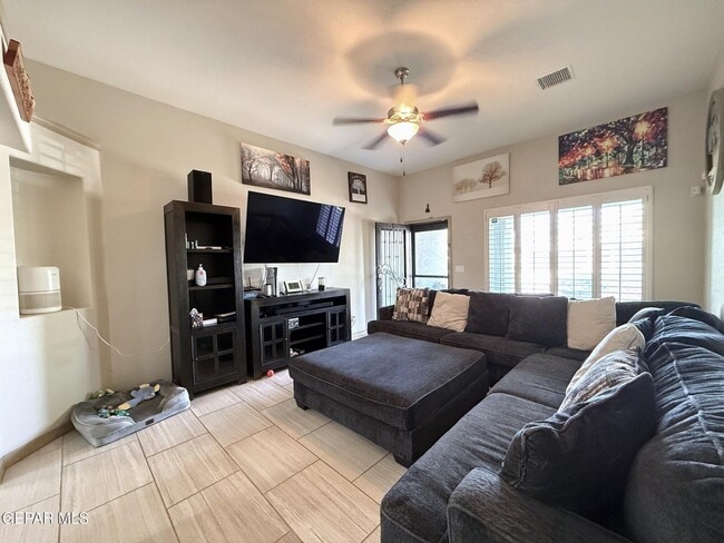 Building Photo - 3856 Loma Cortez Dr