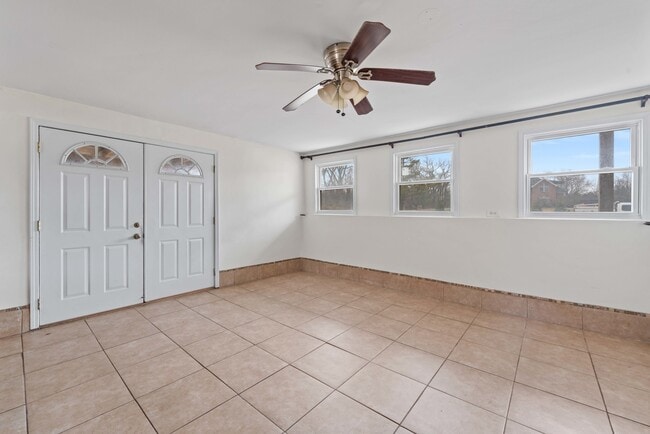 Building Photo - 2 Wild Cherry Ln