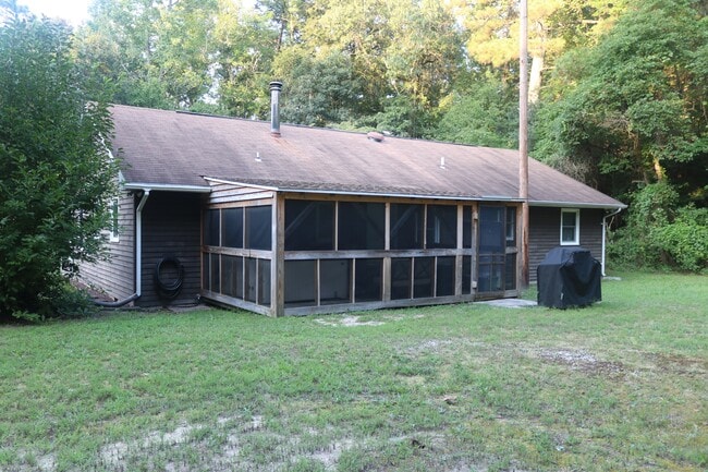 Building Photo - 25049 Ocean Gateway