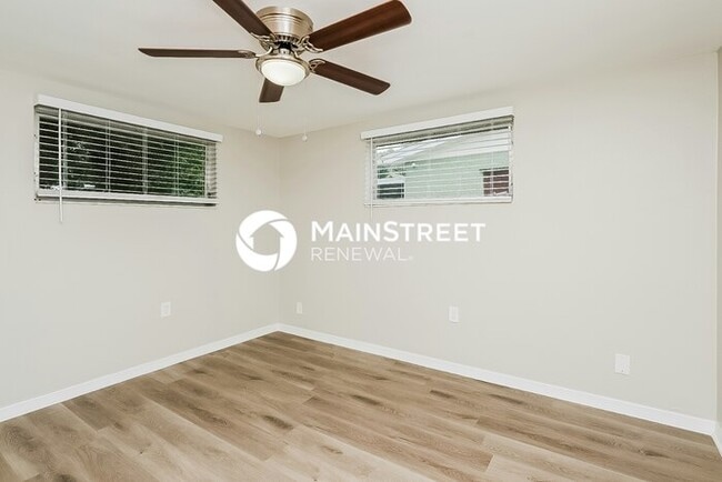 Building Photo - 3 Bedroom Pet-Friendly Home in NEW PORT RICHEY, FL with Main Street Renewal