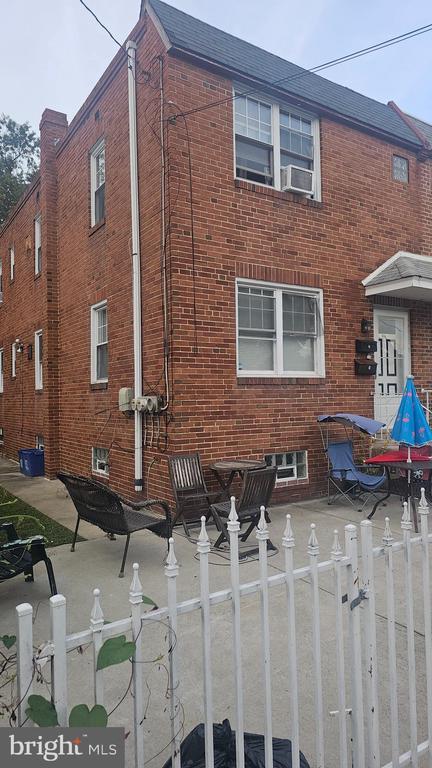 Building Photo - 1329 Shelmire Ave