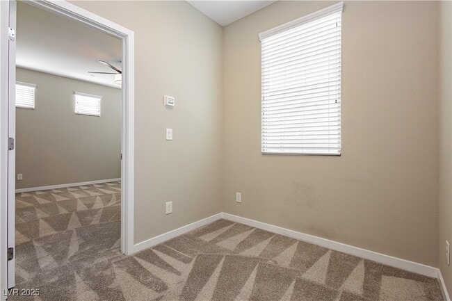 Building Photo - 11236 Rainbow Peak Ave