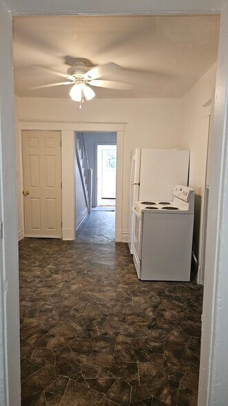 Building Photo - 1701 Reed Ave