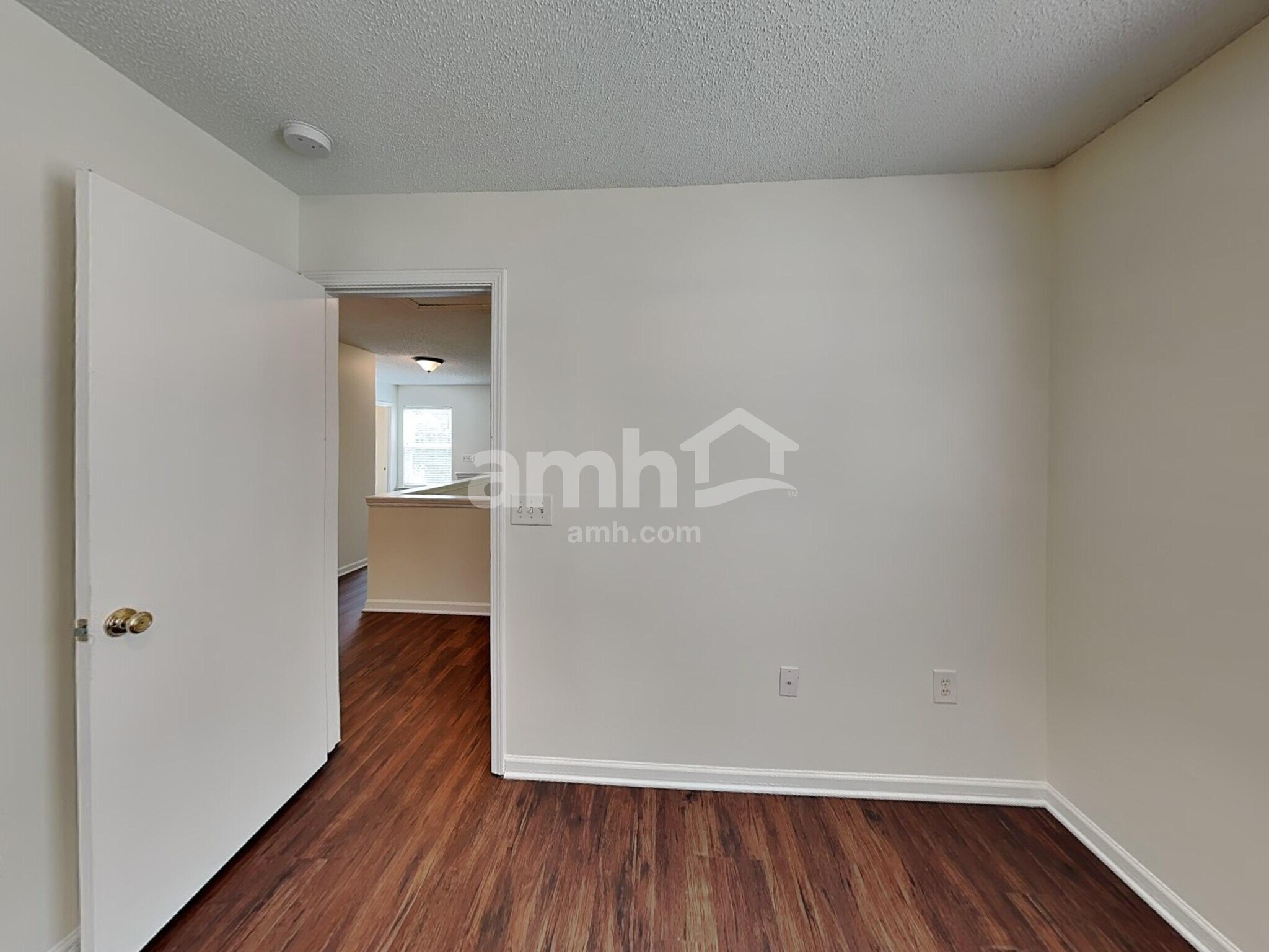 Building Photo - 8127 Deodora Cedar Ln