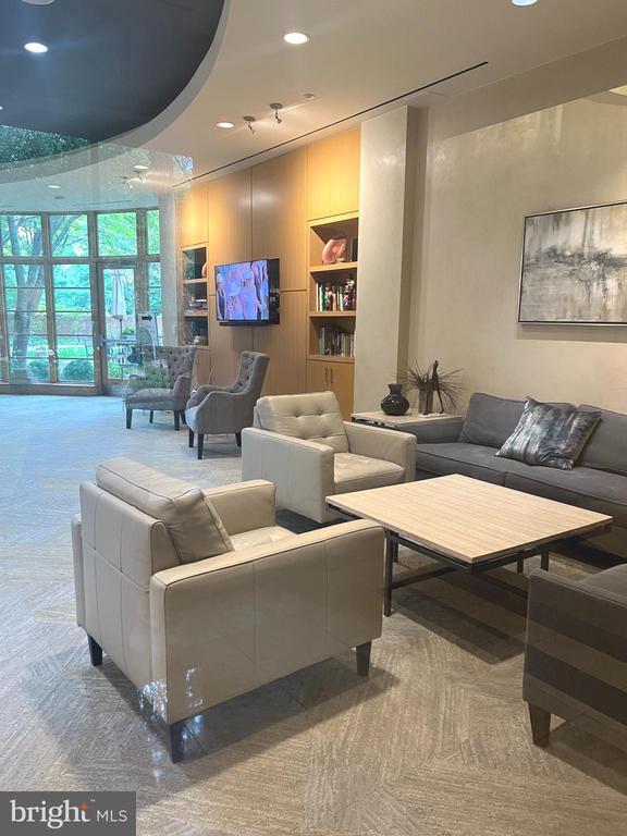 Building Photo - 11700 Old Georgetown Rd