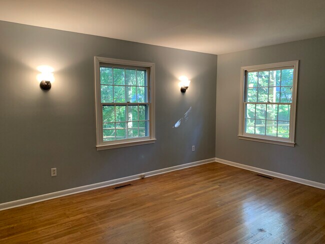 Bedroom - 5 Cliffholme Rd