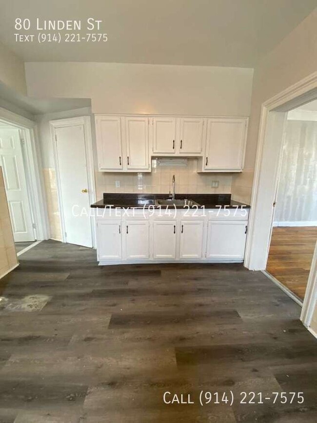 Building Photo - 80 Linden St