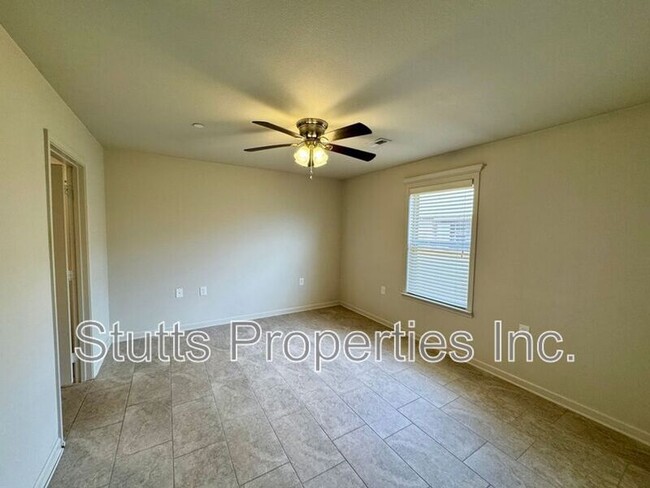 Building Photo - 100 Harvest Moon Way