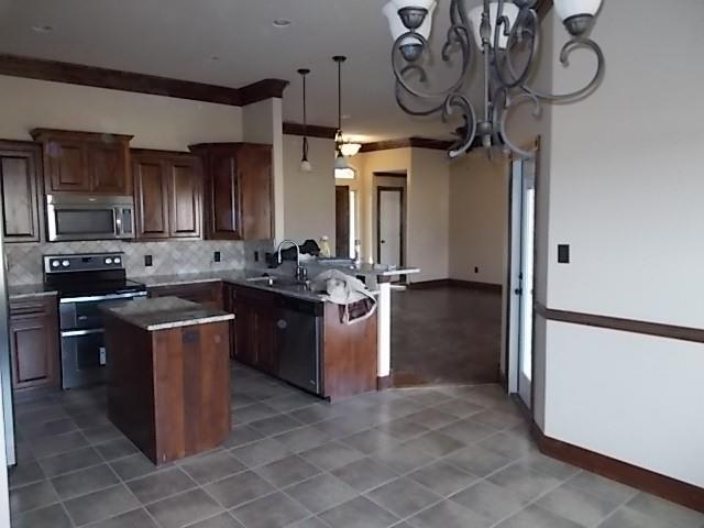 Building Photo - 1326 Briar Cliff Path