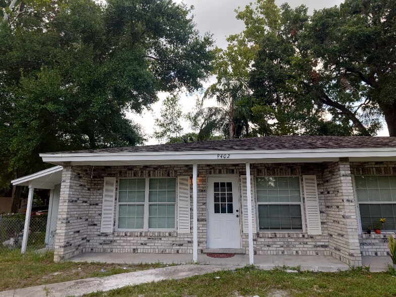 Building Photo - 9402 N 15th St
