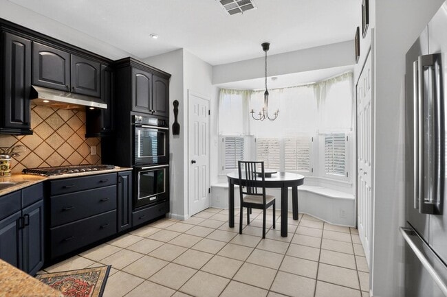 Building Photo - 1607 Gracy Farms Ln