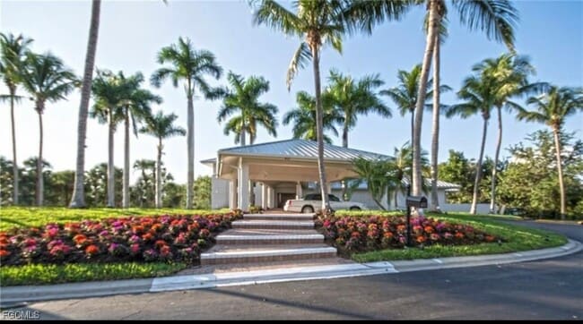 Building Photo - 340 Horse Creek Dr