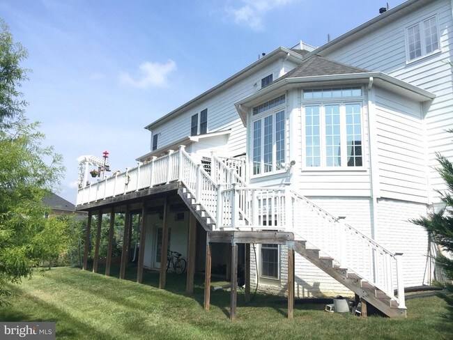 Building Photo - 12303 Greenbriar Branch Dr